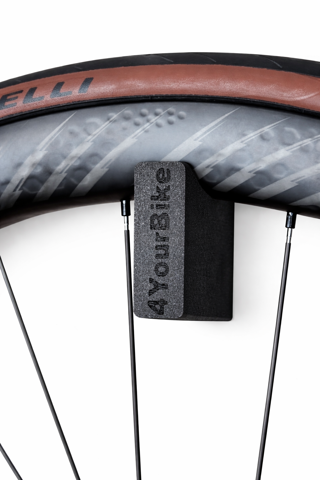 Uchwyt ścienny na koła rowerowe